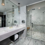 Presidential Suite Bathroom HUMD